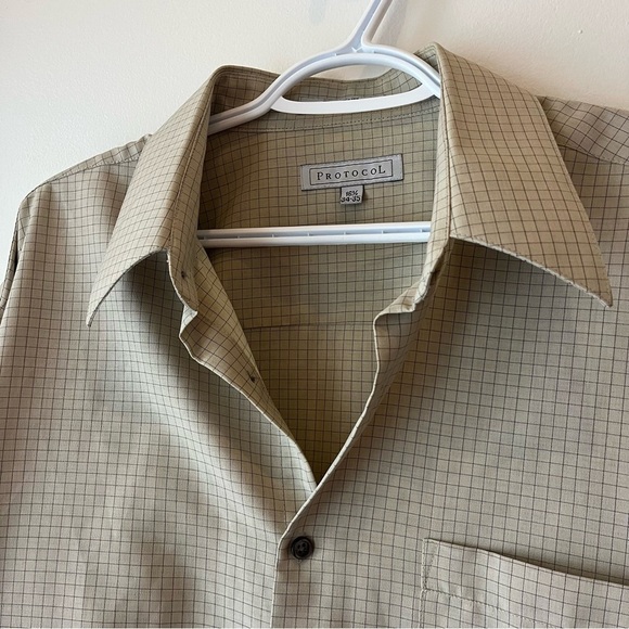 Lightweight soft dress shirt button up plaid size large office casual work - Picture 2 of 8